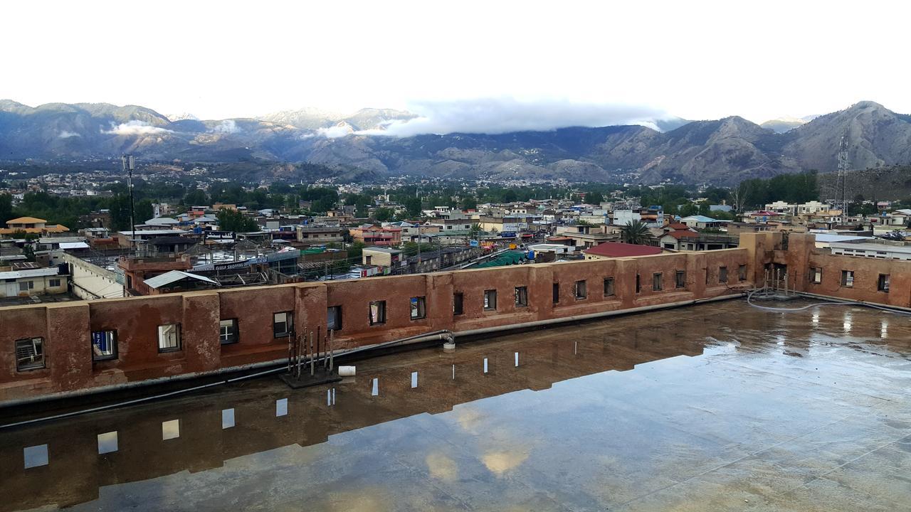 Stargaze Hotel & Apartment Abbottabad Extérieur photo